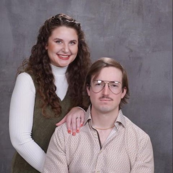 Meet your Posher, Claire - Picture 1 of 1